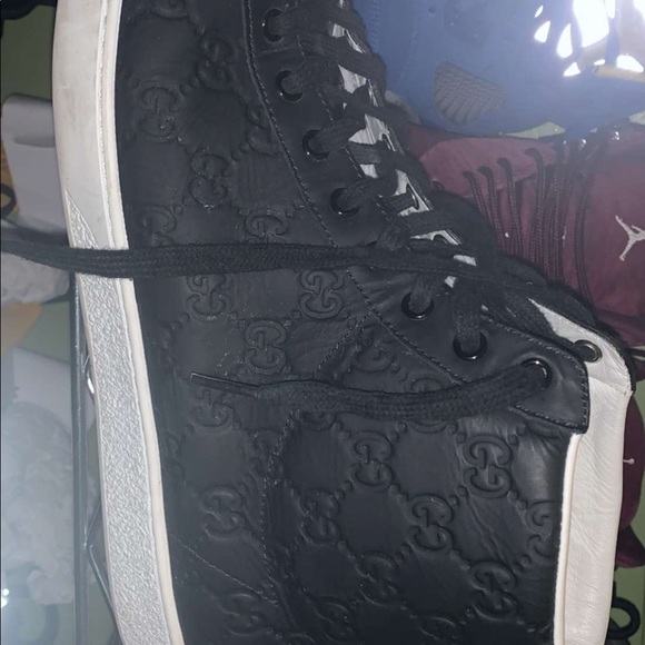 Gucci GG Black and White Monogram Sneakers - Picture 3 of 8